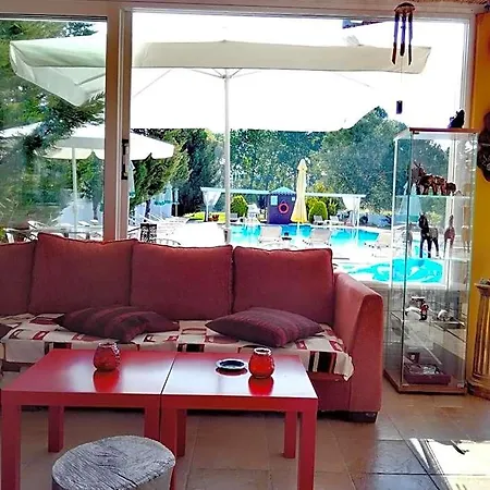 Hotel Sausan 3*